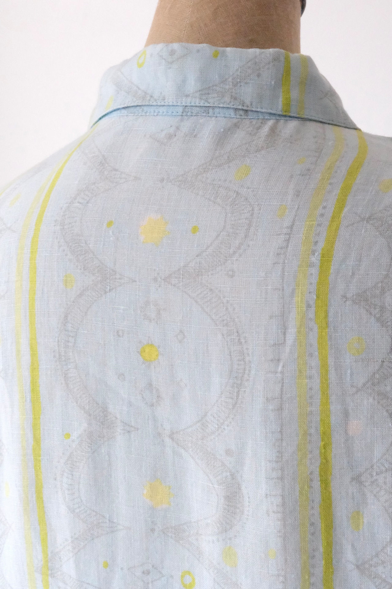 Marimekko "Prenikka" twinkle blue linen shirt
