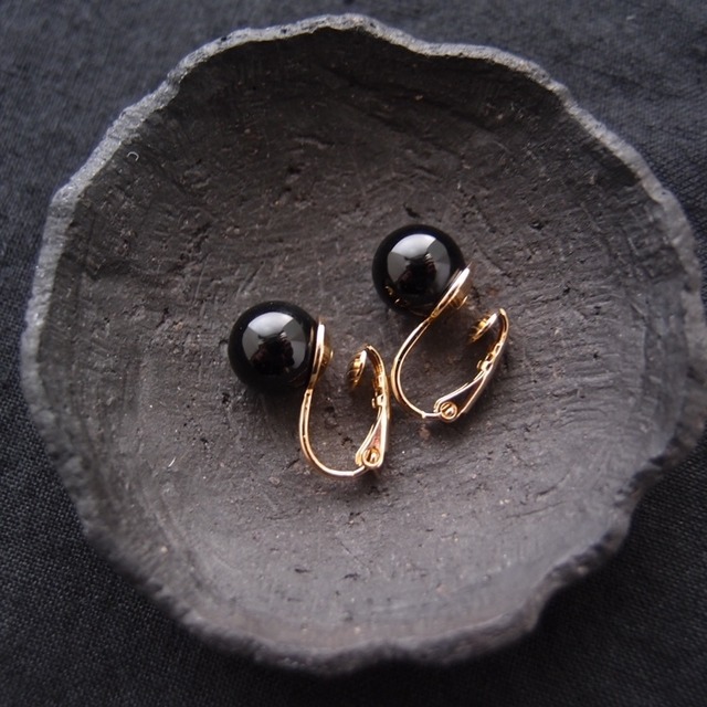 受注制作【Gold color】Black Onyx Clip Earrings／オニキス クリップイヤリング（10mm）