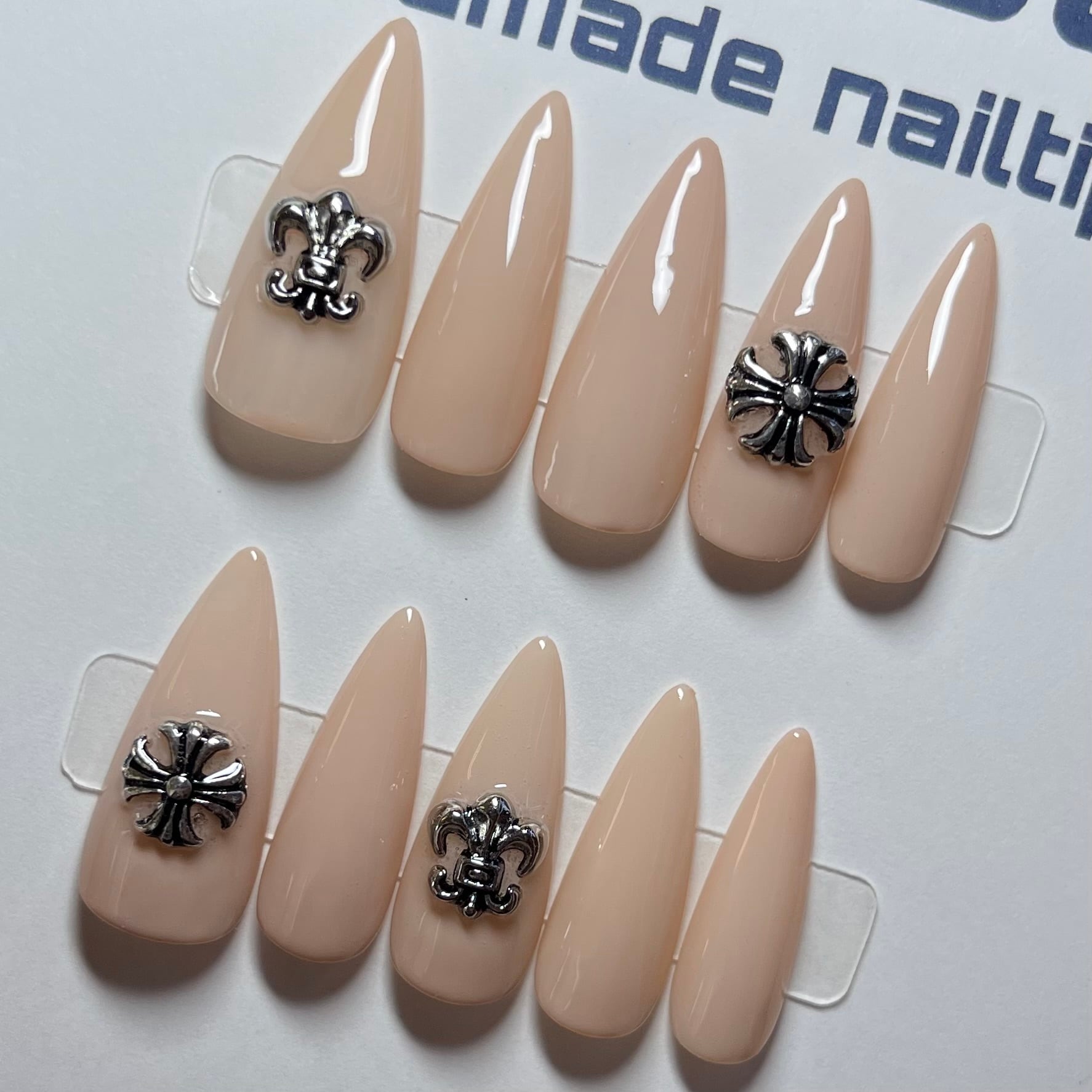 NO.2 ネイルチップ キラキラ No.2 ネイルチップ 地雷系 量産型 ゴテゴテ ラメ