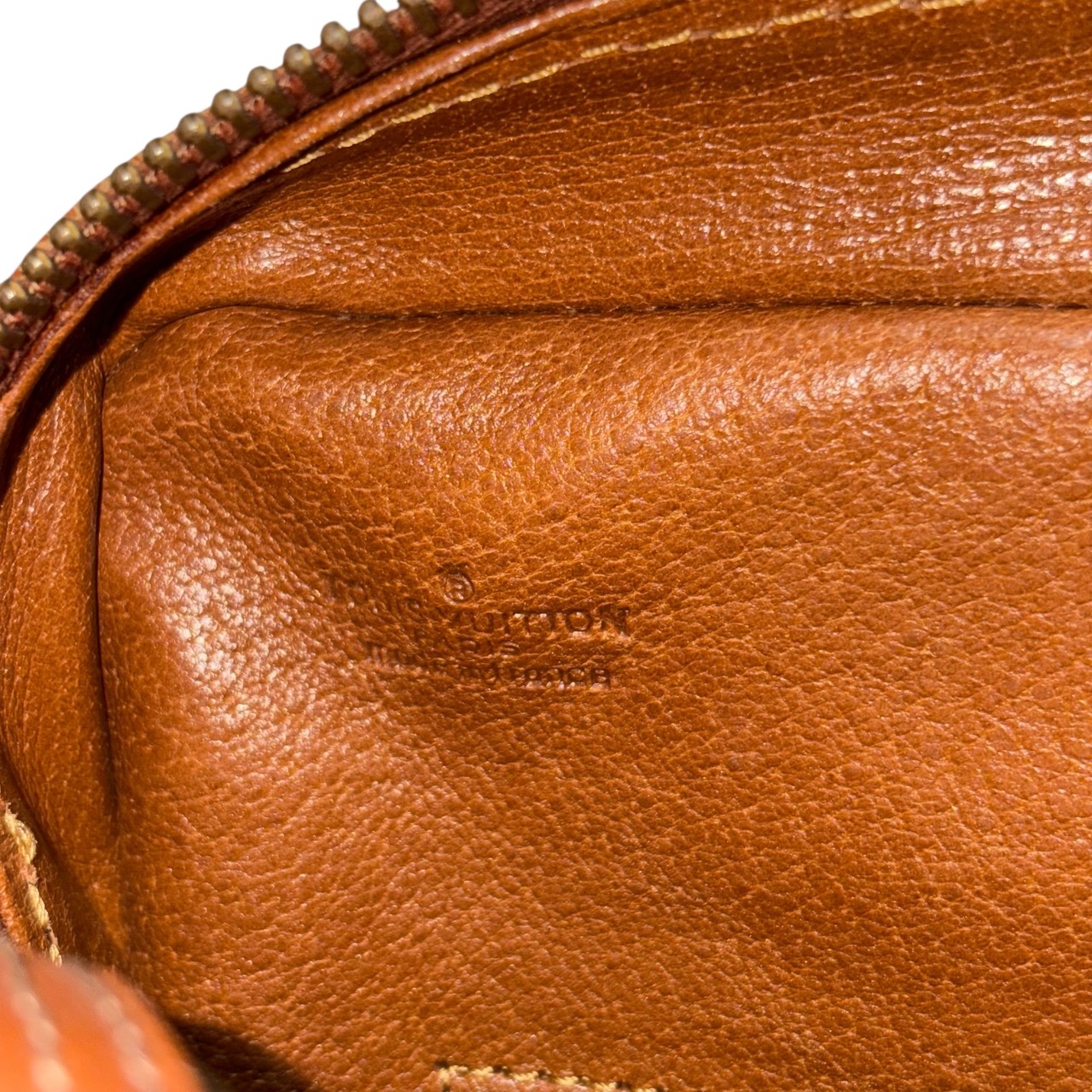 vintage 1982’s LOUIS VUITTON pvc × leather shoulder bag “Sac Bandouliere”