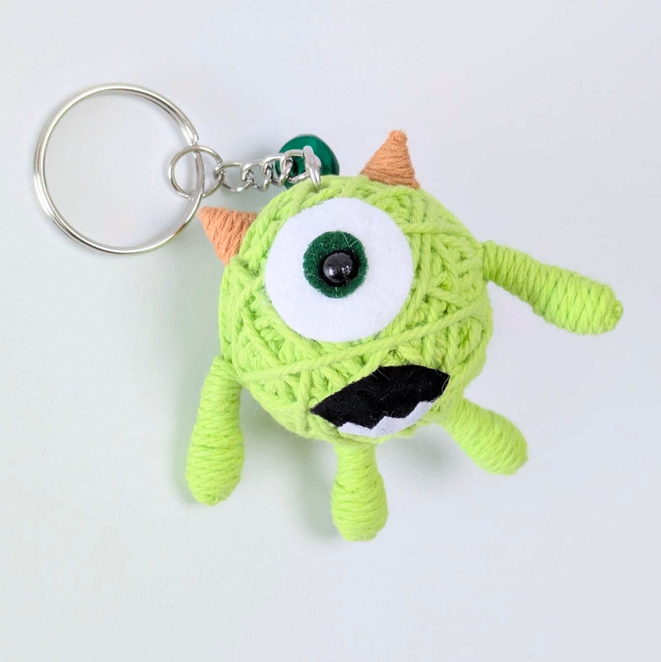 【 Monsters, Inc. ( モンスターズ・インク ) 】『 マイク・ワゾウスキ 』 Voodoo doll KeyHolder / ブードゥー人形 / 身代わり人形 /お守り人形  〚アメリカン雑貨 アメトイ〛
