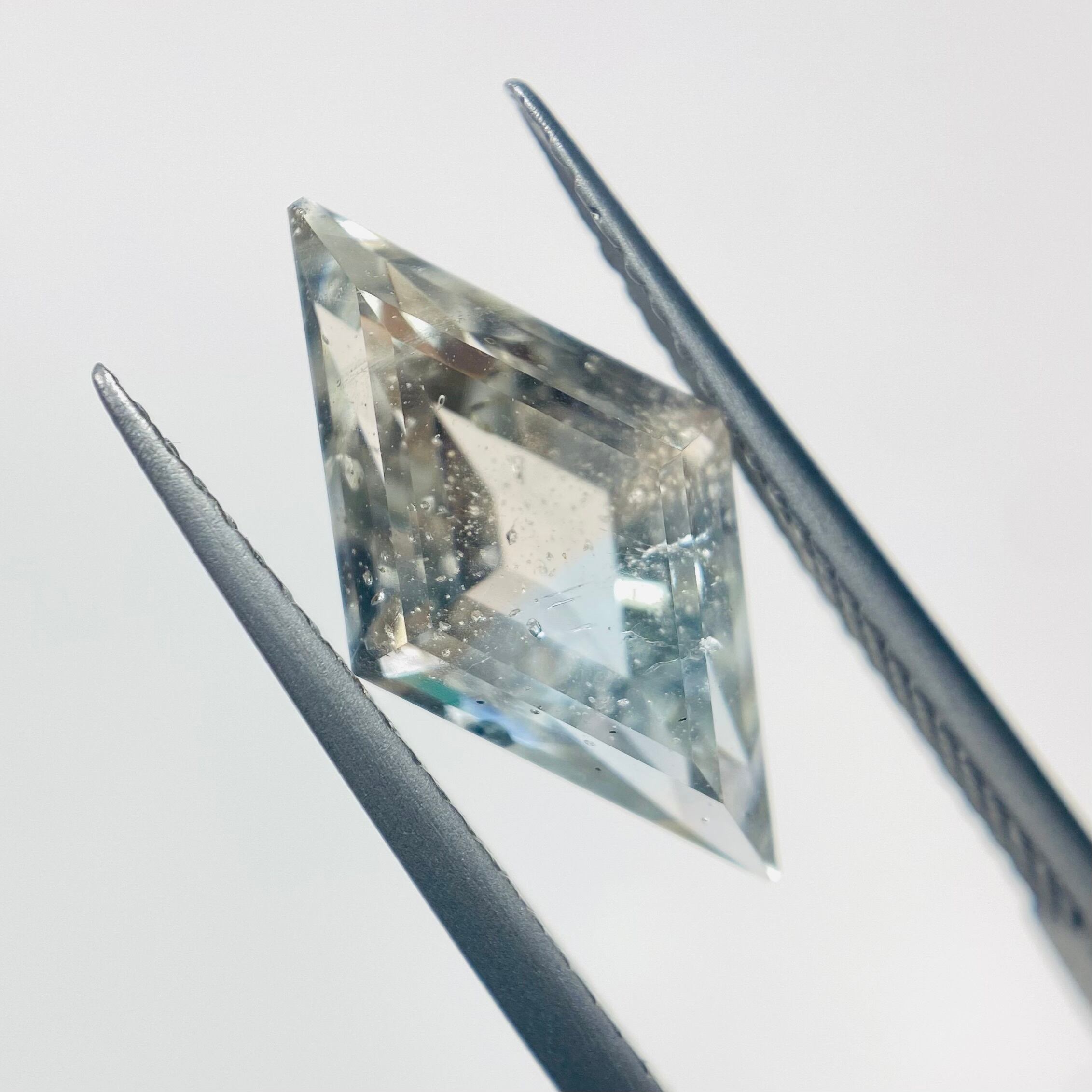 H様専用　冬の足音　レアなバイカラートパーズ