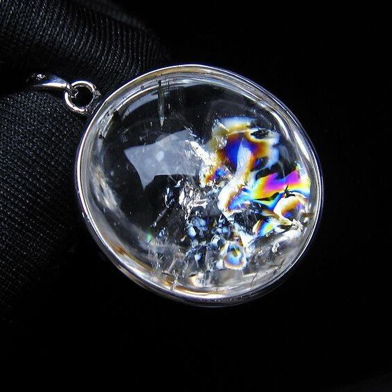 アイリスクォーツ 水晶 ペンダント 虹入り おまかせ便 一点物 112-14199