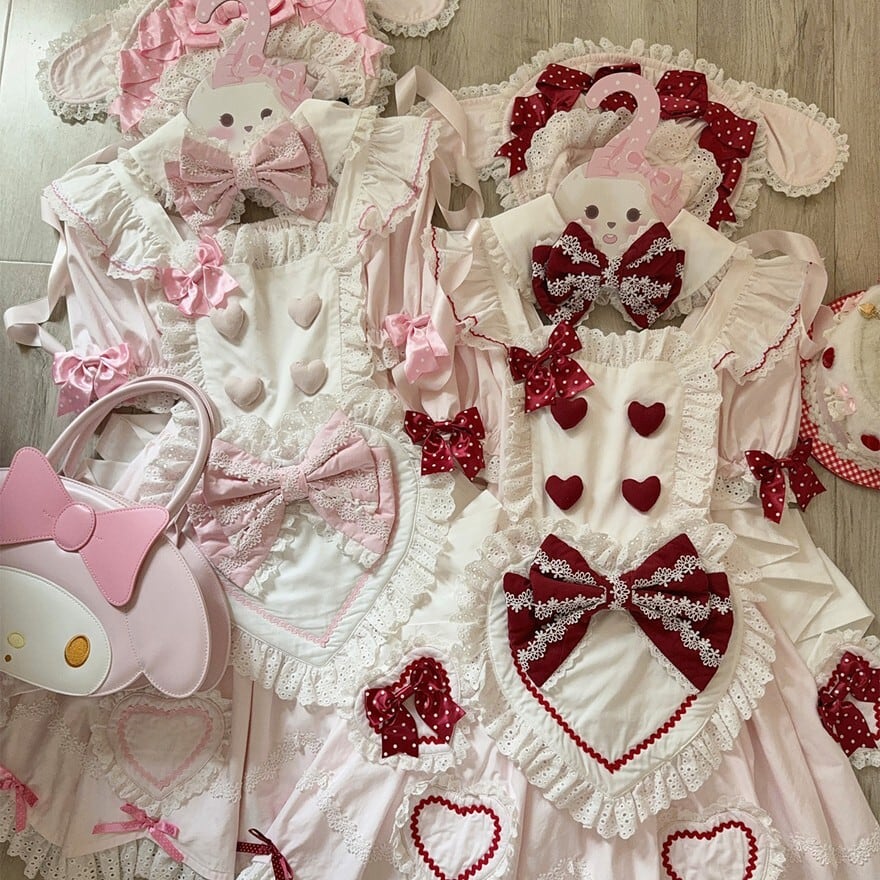 クラシカルメイド｜ハートエプロンとリボンが揺れる甘ロリータメイド