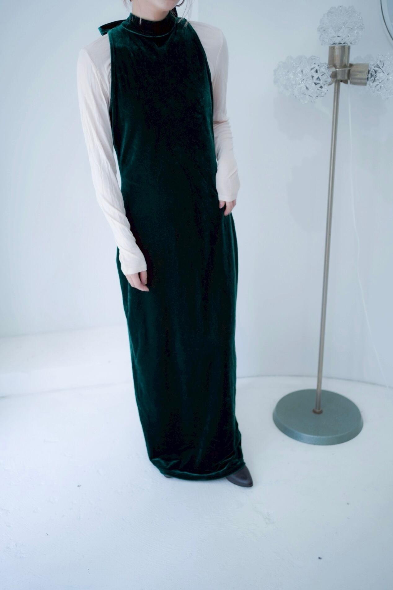 back ribbon green velours dress