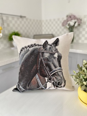 タペストリークッションカバー 45х45cm ウクライナ製　ホース　馬