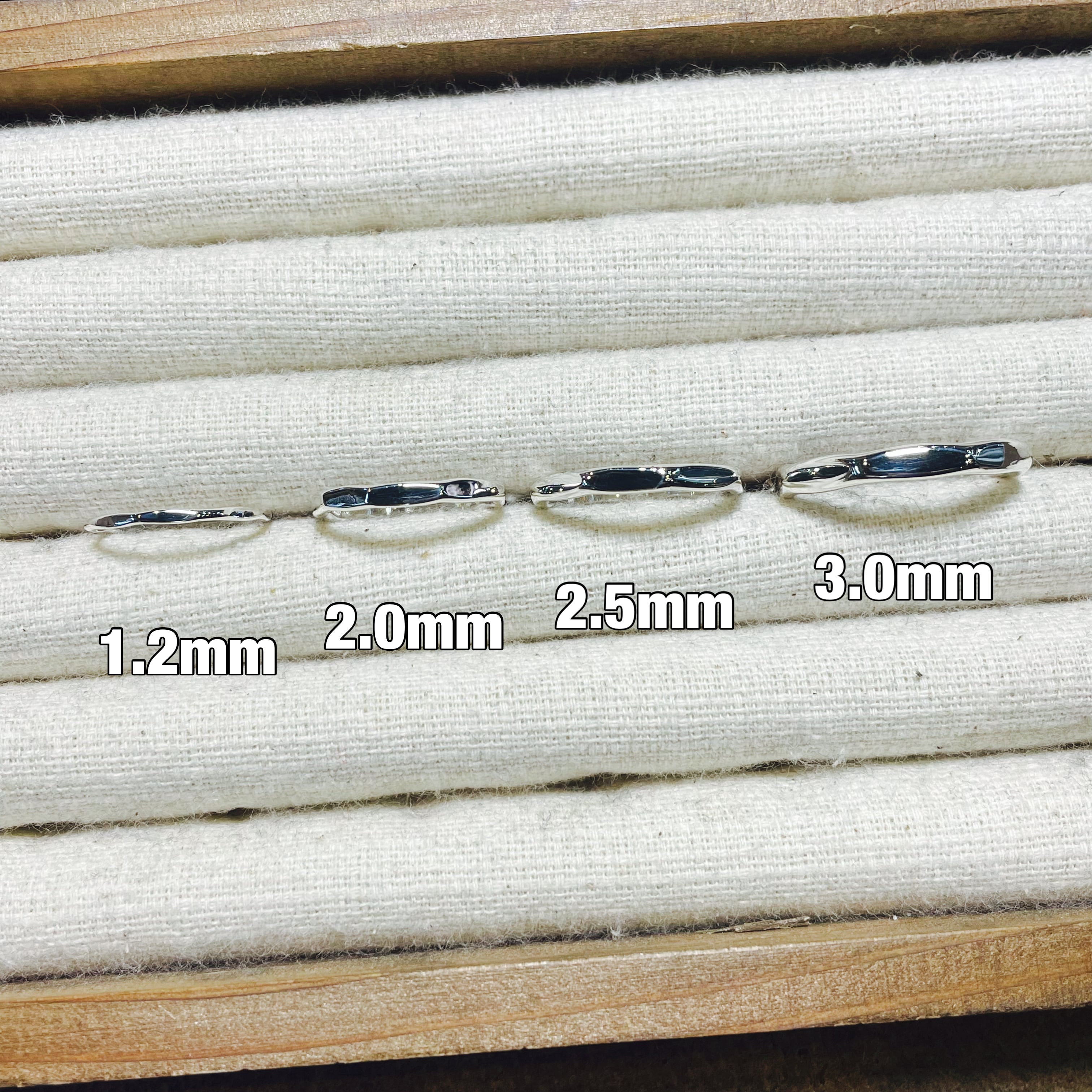 ハチカク】Silver925（シルバー925 ）製ハンドメイドリング2.5mm