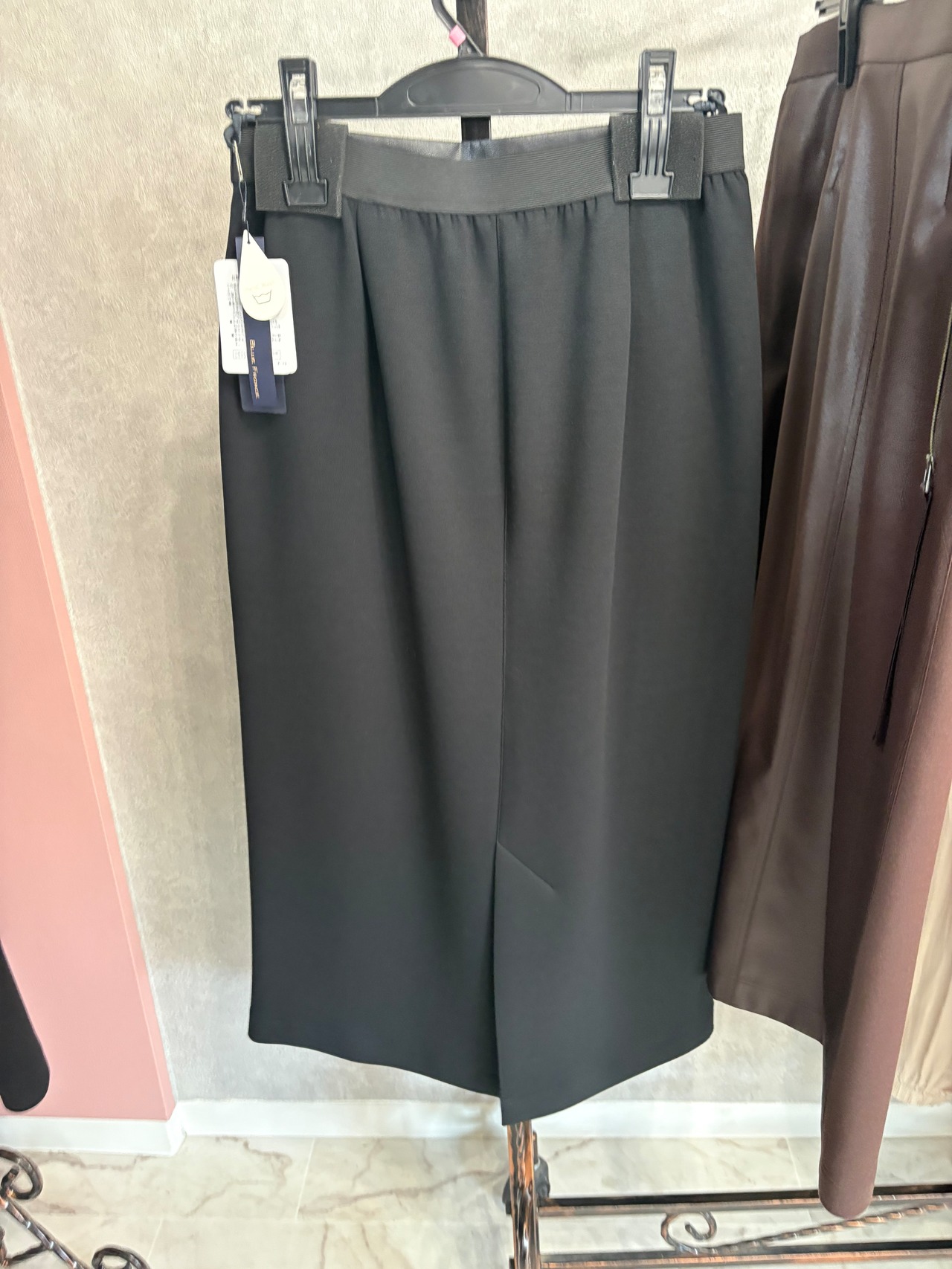 ROBE フェイクレザーxボンディングスカート　631636