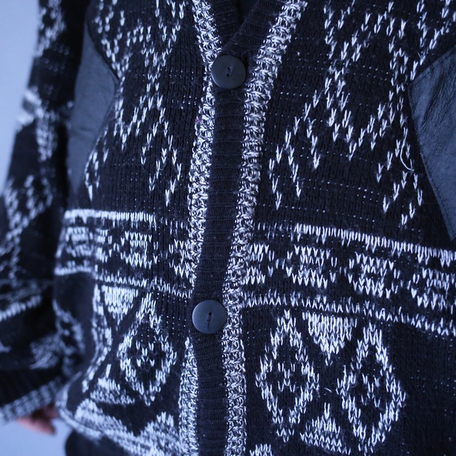 diamond motif leather patchwork design loose silhouette monotone cardigan