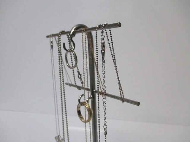 リング、指輪、ネックレススタンド 木製リングスタンド付き | 腕時計