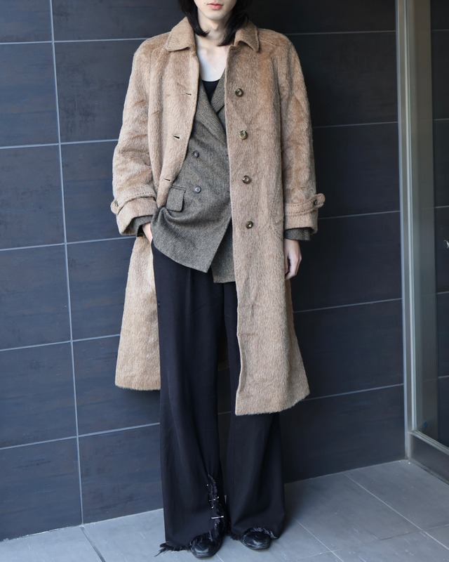 Stitched design shaggy collar coat