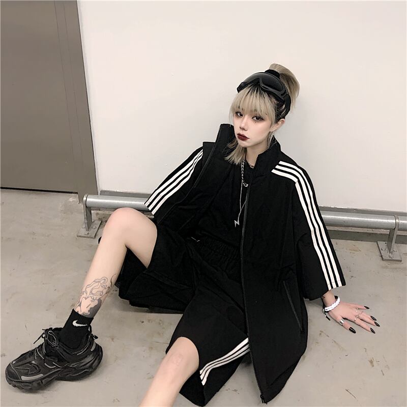 新品 KOREAサイドラインジャージセットアップ メンズレディース 大人