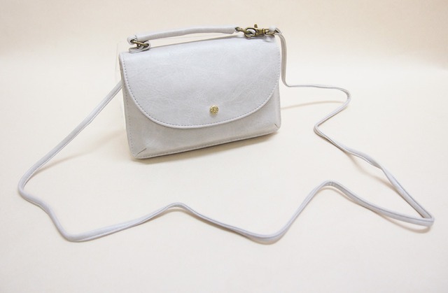 フェイクレザーマイクロハンドバッグ お財布機能付き　ギフトにもおすすめ