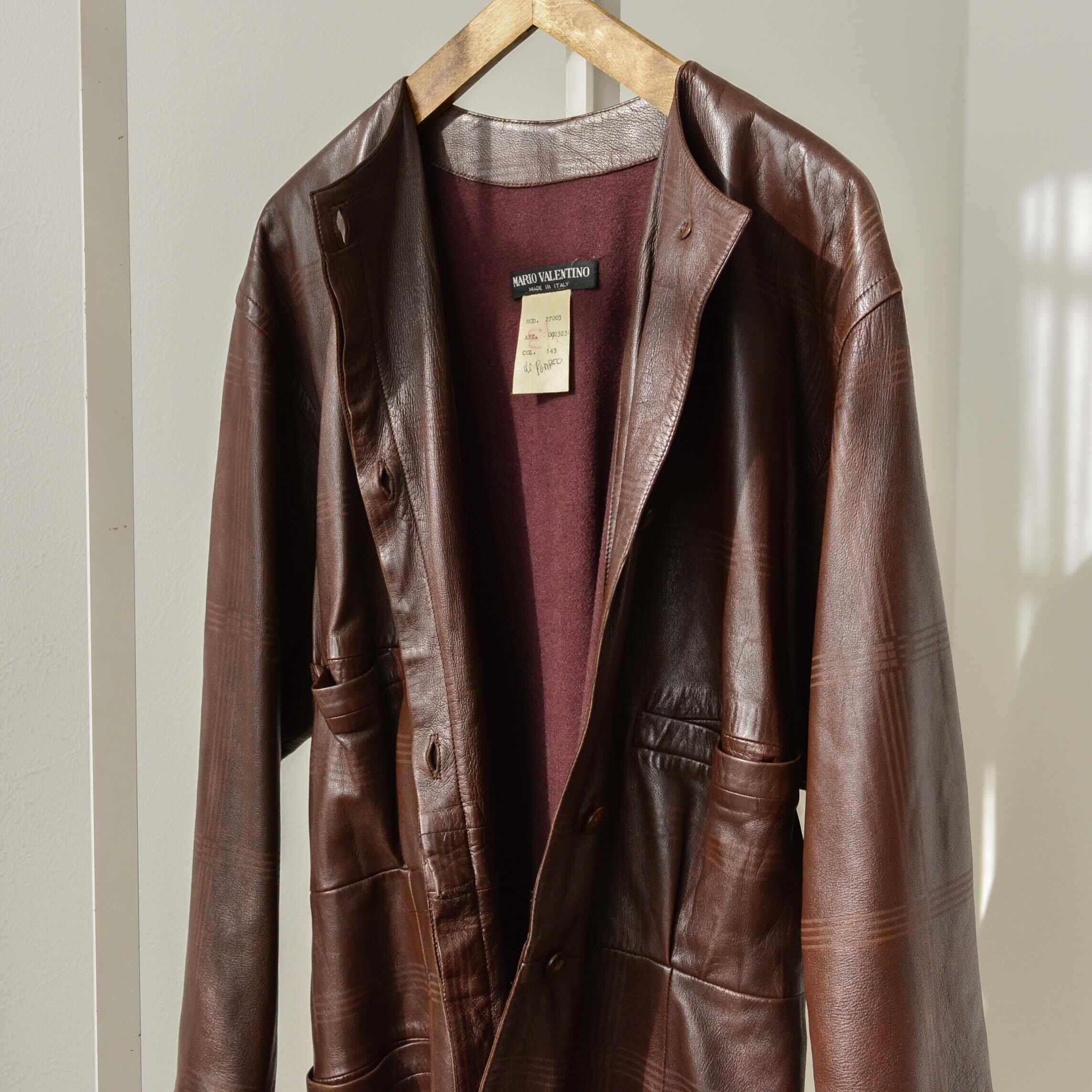 80s MARIO VALENTINO leather jacket | pelican