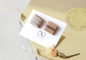 スクエアの一粒ピアス・イヤリング - モカストライプ - sa02_2072