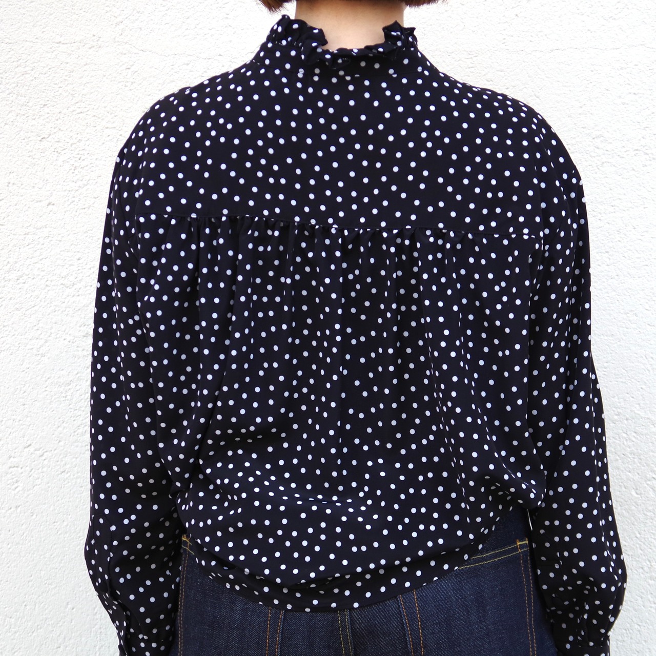 Pale Jute polka dot blouse black×white