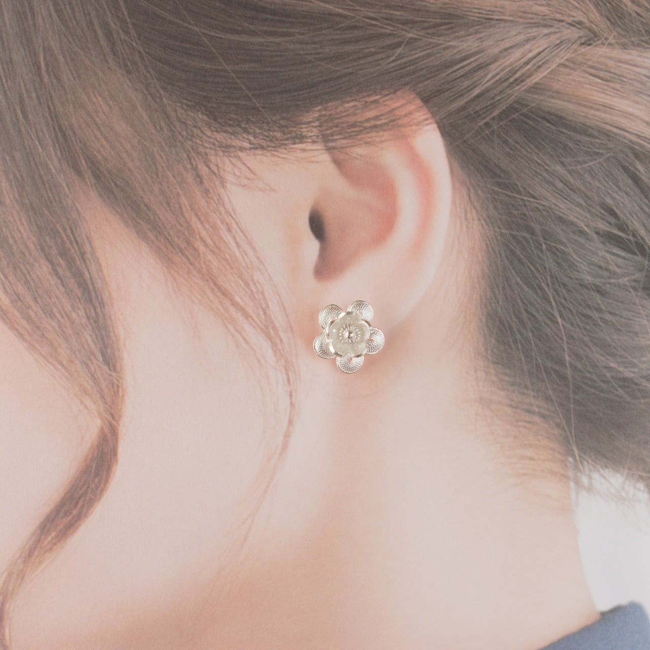 カメリア ピアス / 銀線細工 | マルタフィリグリー | マルタ直輸入の銀