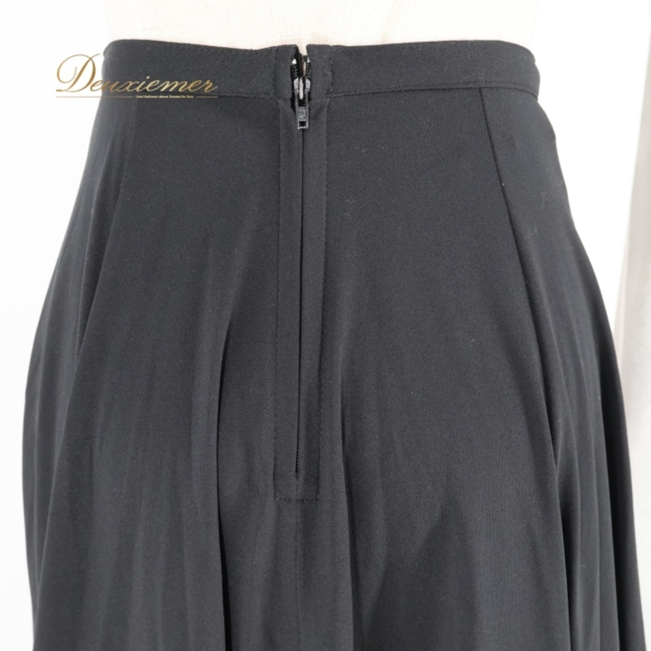 フラメンコ 衣装 ファルダ スカート スペイン製 TALLER EL CAMINO ボランテ フリル 無地 レッスン ペチコート 黒 ブラック系 軽い 重ね着 フレアスカート 薄手 ストレッチ おしゃれ ダンス 衣装 大人向け スペイン コスチューム フェスティバル 踊り