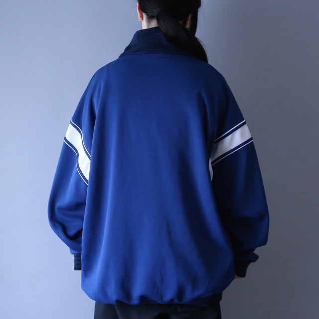 "FILA" good coloring over silhouette track jacket