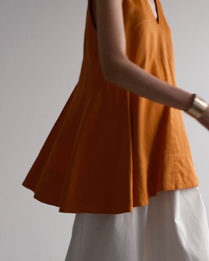 JIL SANDER　ASYMMETRICAL A-LINE SLEEVELESS TOP