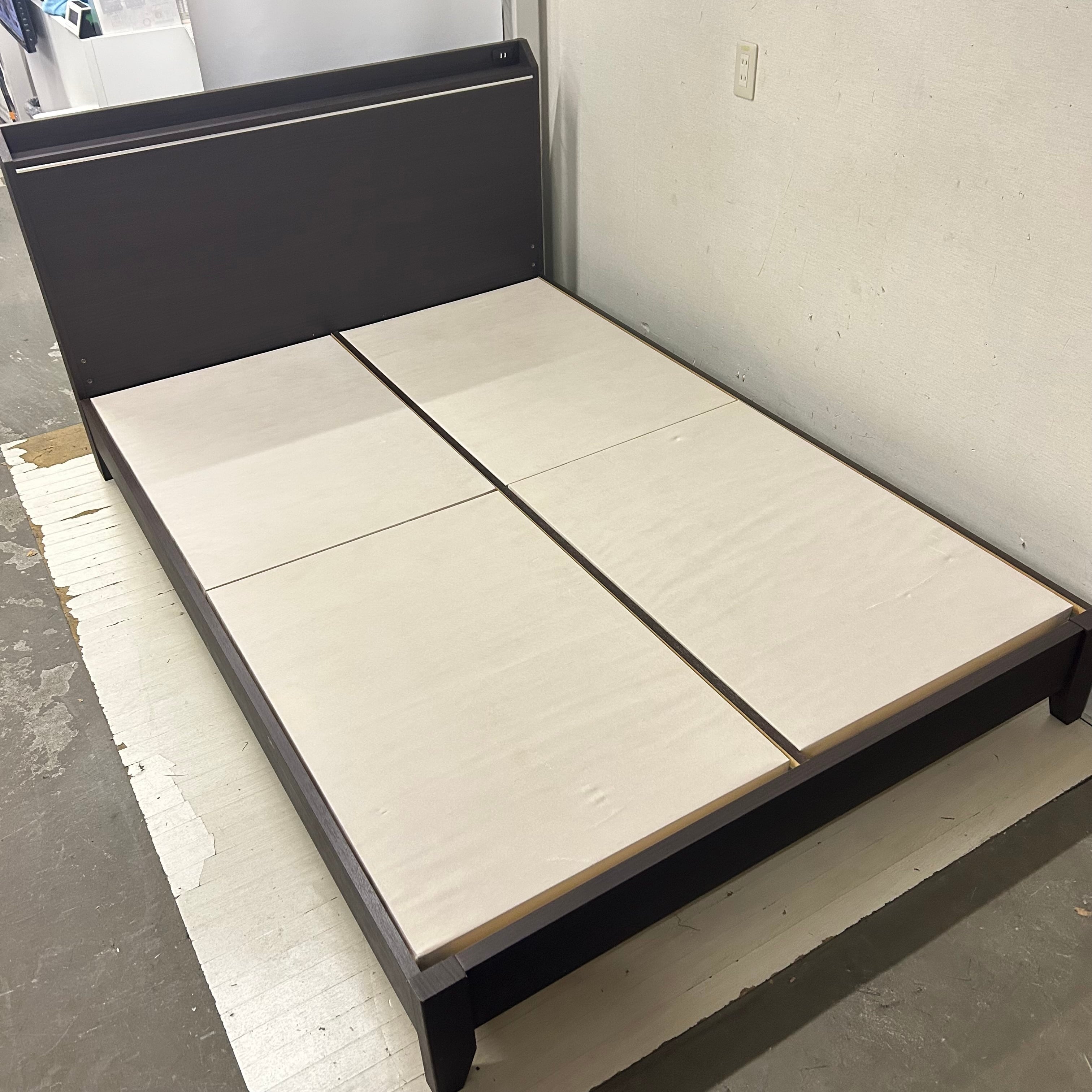 24922 【未開封品】シングルベッドフレーム IKEA MANDAL S