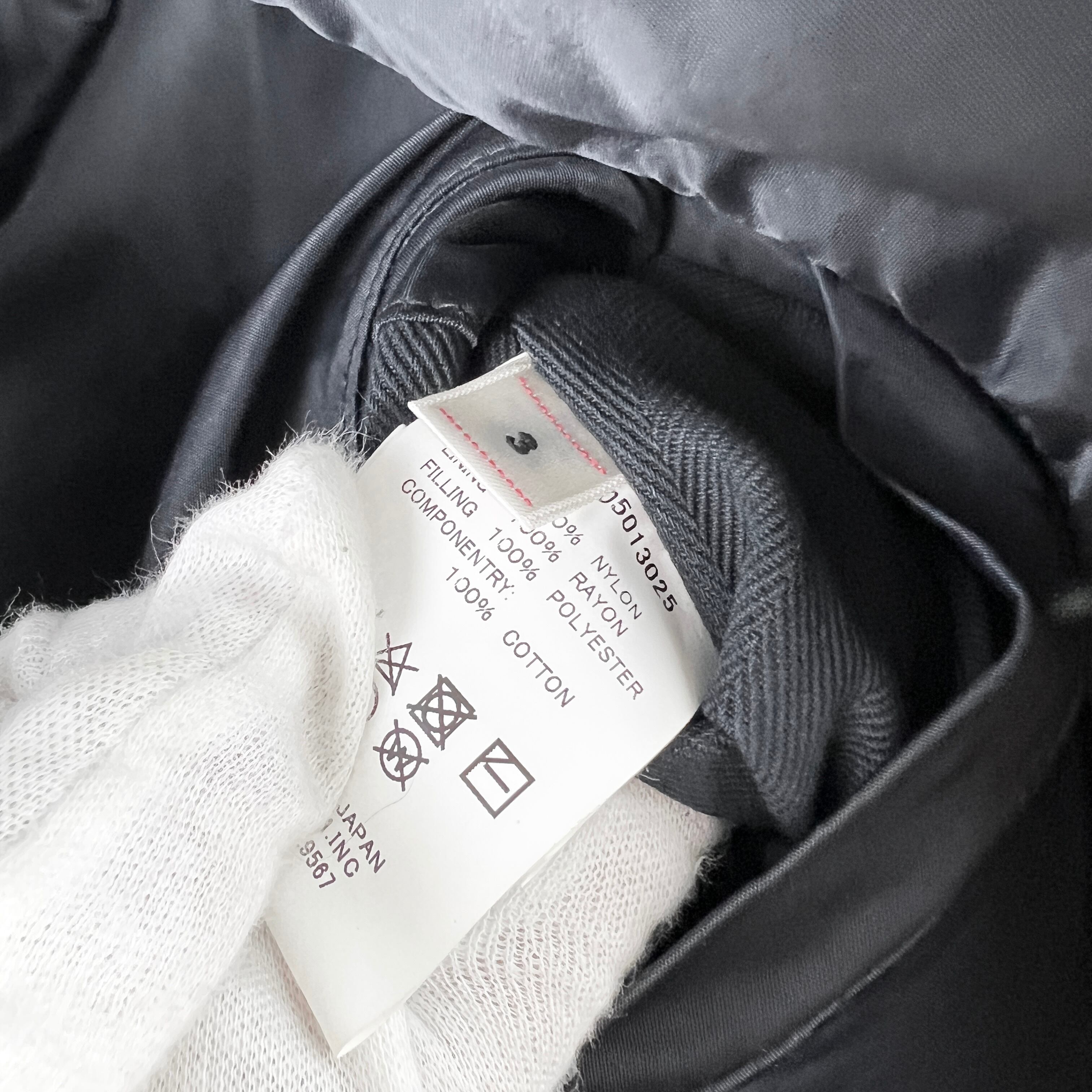 VISVIM(ビズビム) IRIS LINER NYLON NAVY INSIDE LIGHTNING VISVIM(ビズビム) IRIS LINER NYLON NAVY INSIDE LIGHTNING