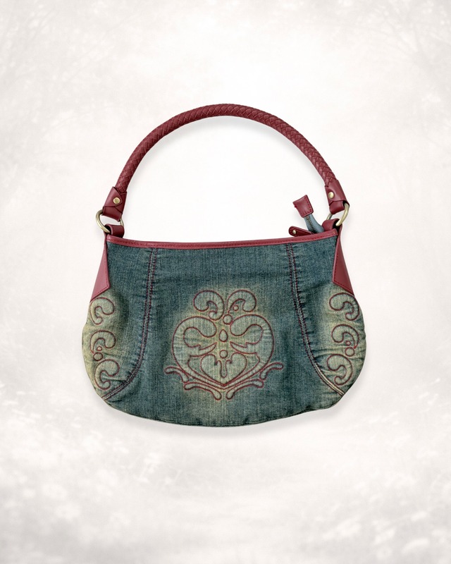 希少y2k刺繍バッグ