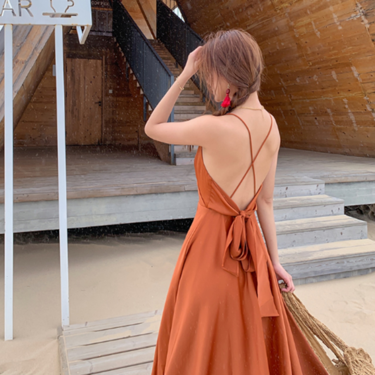 高品質！パーティードレス テラコッタ色 リボン ビーチ 前撮り 背中  