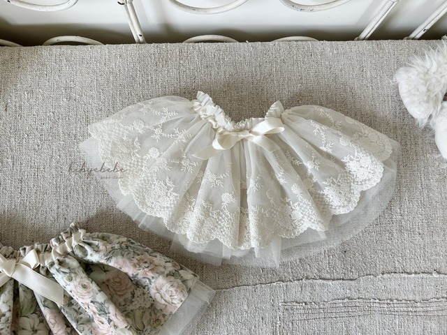 《ラスト1》《即納》《hibyebebe》juliet lace skirt