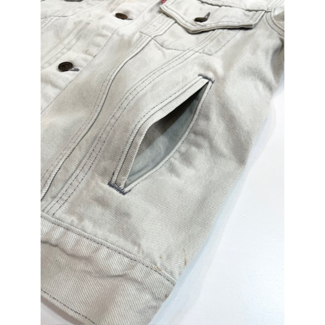 80s Levi’s 70506 GRAY DENIM JACKET MADE IN USA Size 40R