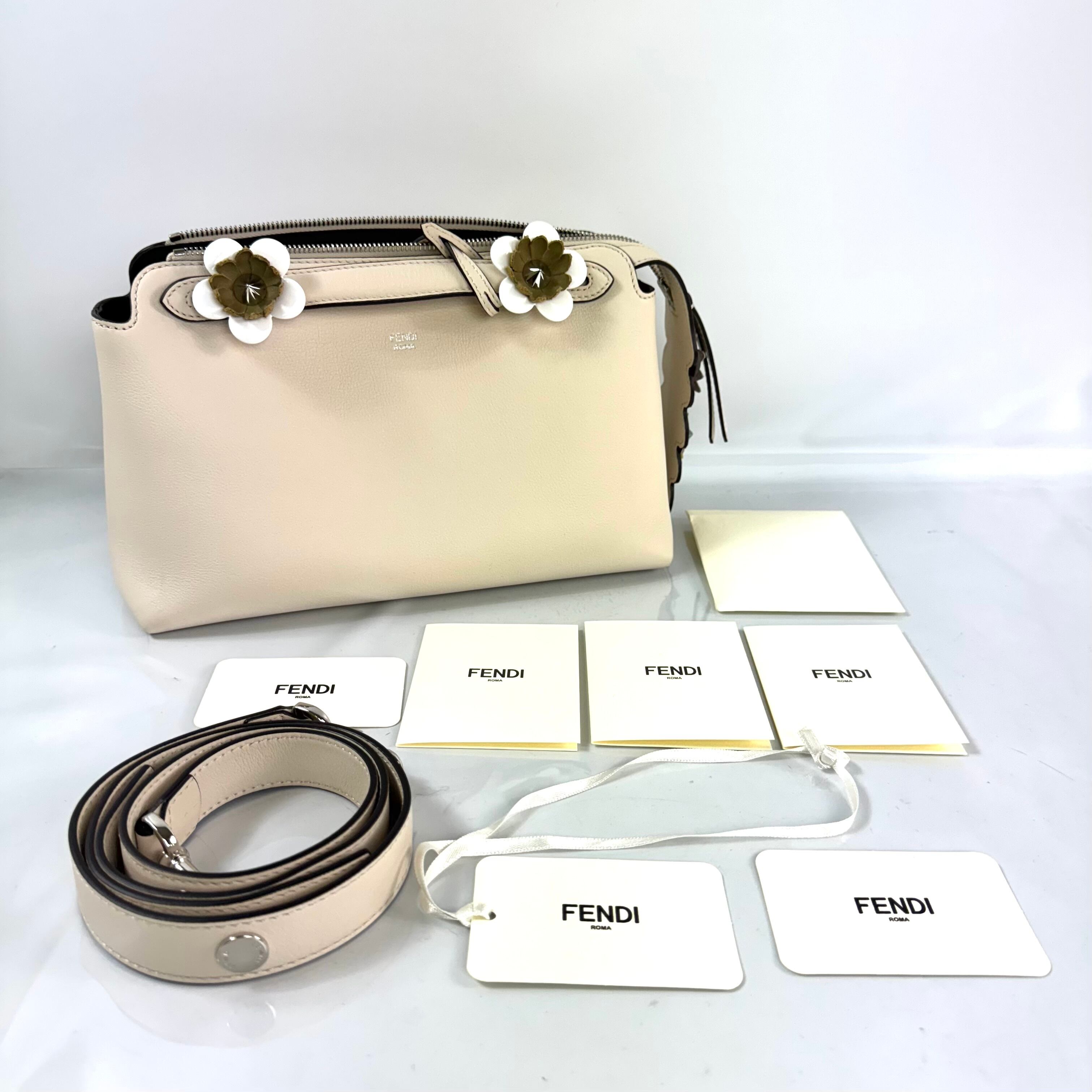 美品】フェンディ バイザウェイ カメリア ハンドバッグ 2Way 