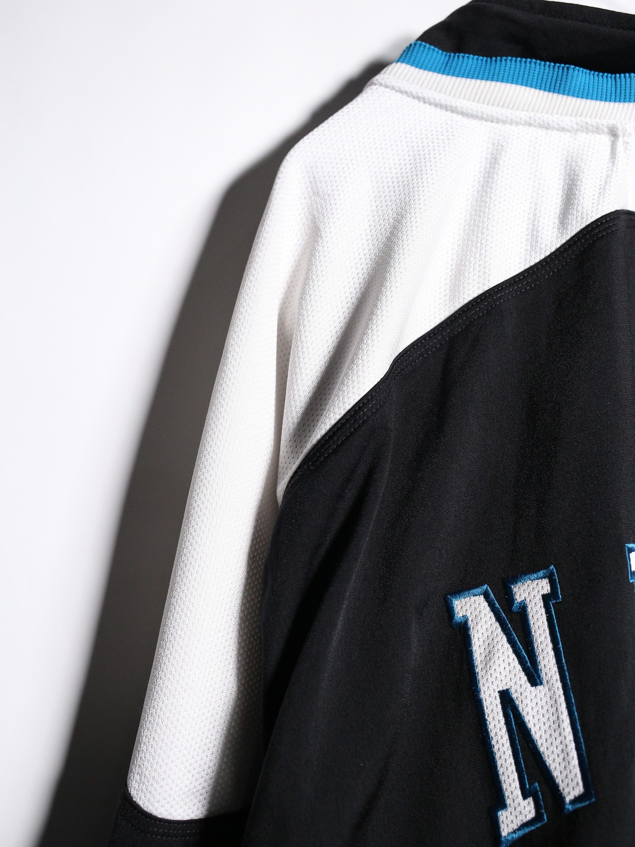 "NIKE" multi switch and back logo design over silhouette track jacket - 16