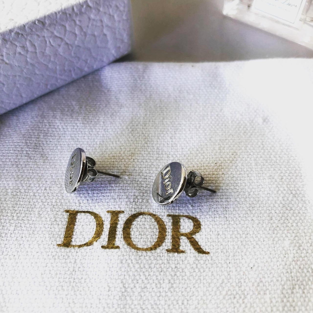 クリスチャンディオール Christian Dior シルバー ロゴピアス | Shelly 