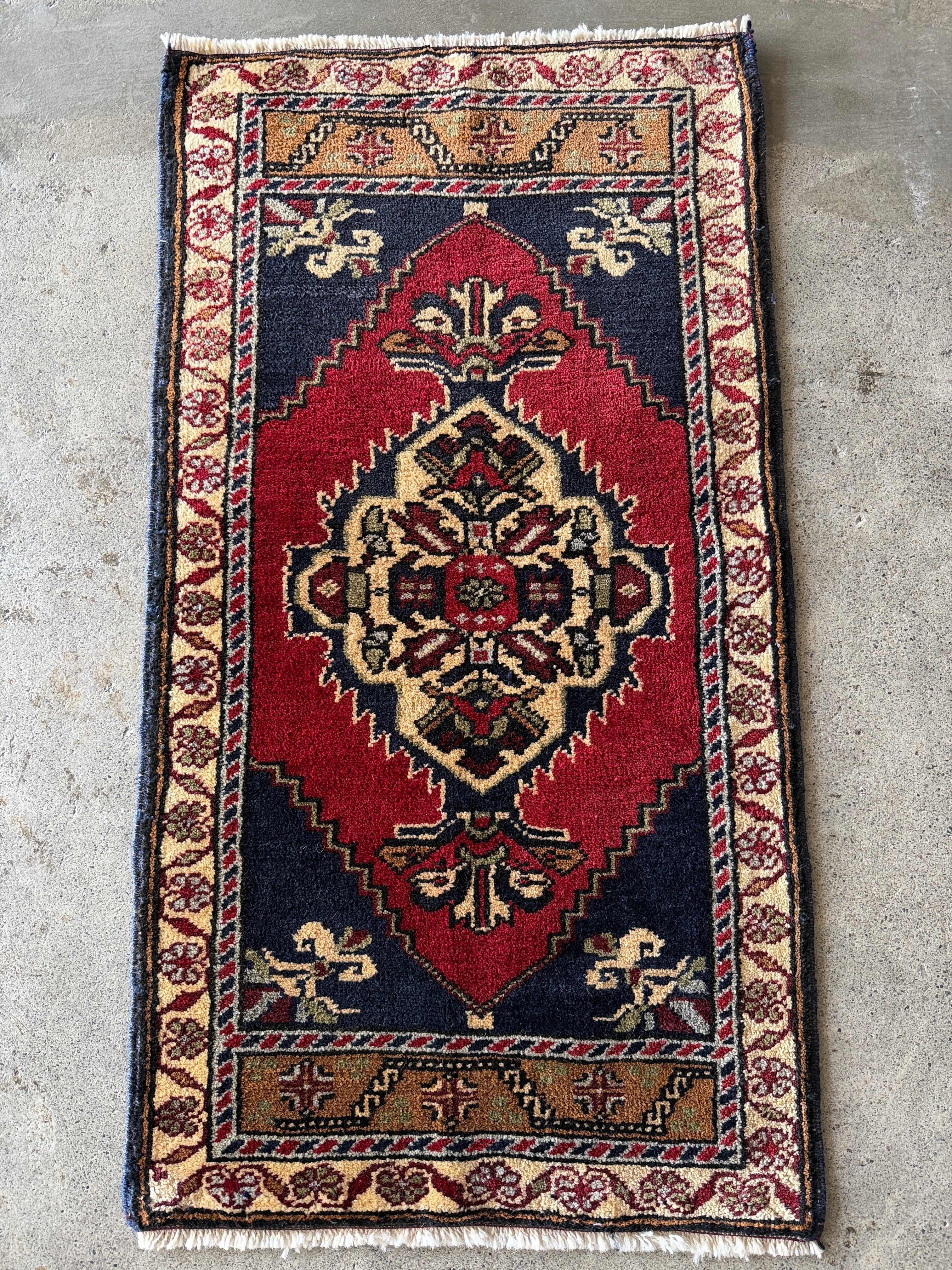 Antiques&Crafts880