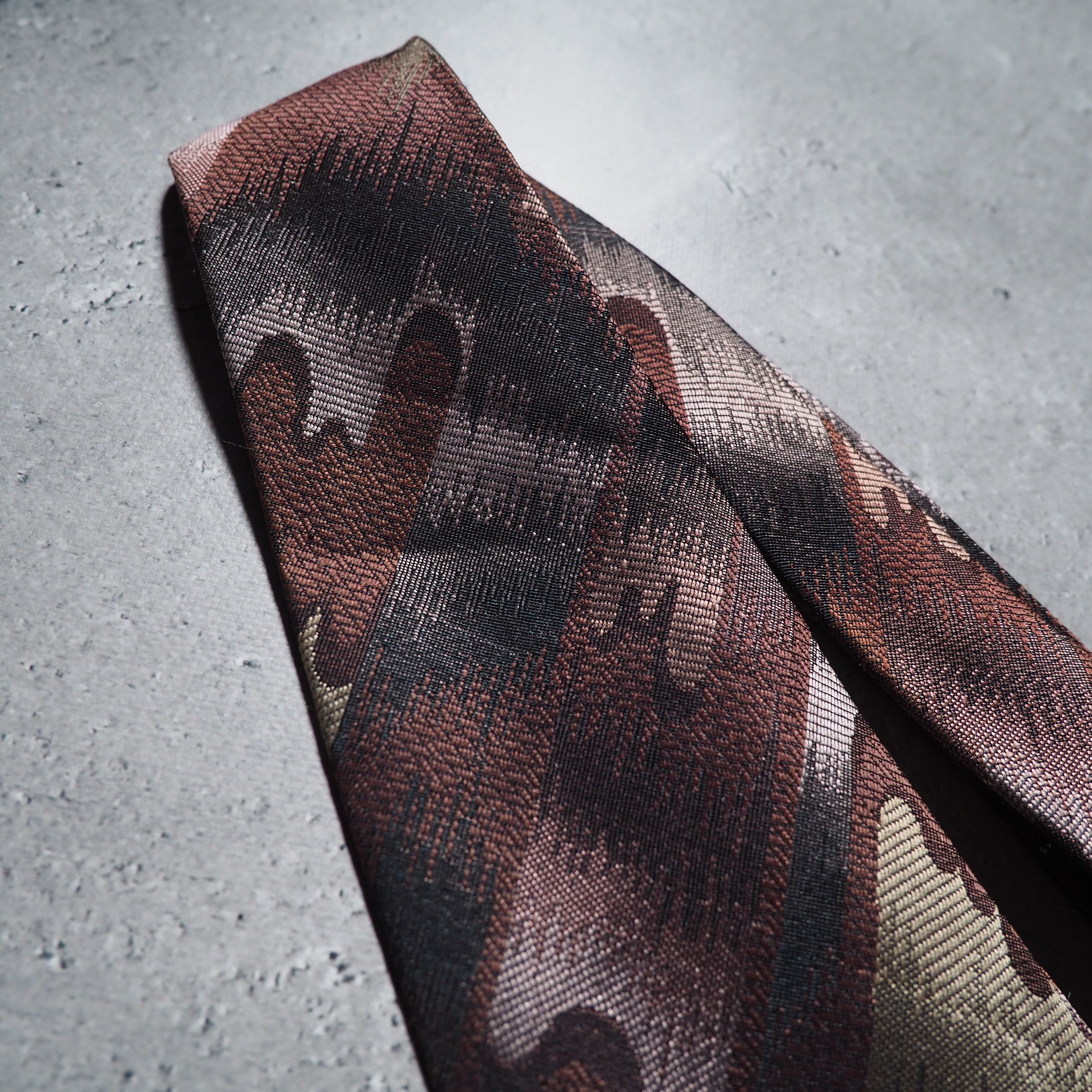 Undulation contemporary art embroidery vintage tie