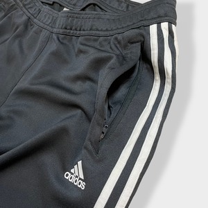 【adidas】トラックパンツ TRACK PANTS サッカー フットサル ジャージパンツ ジャージ下 裾チャック パフォーマンスロゴ プリント スリーストライプ CLIMACOOL アディダス ダークグレー US古着