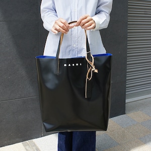 MARNI(マルニ）／  SHMP0000A3P3572 Z2O14 ショッピングバッグ 参考価格￥42900