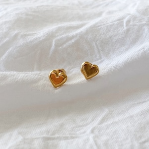mini heart earrings ( one side )
