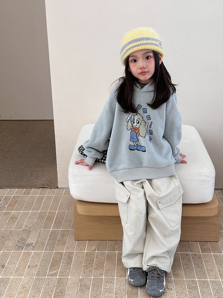 もこもこイラストパーカー