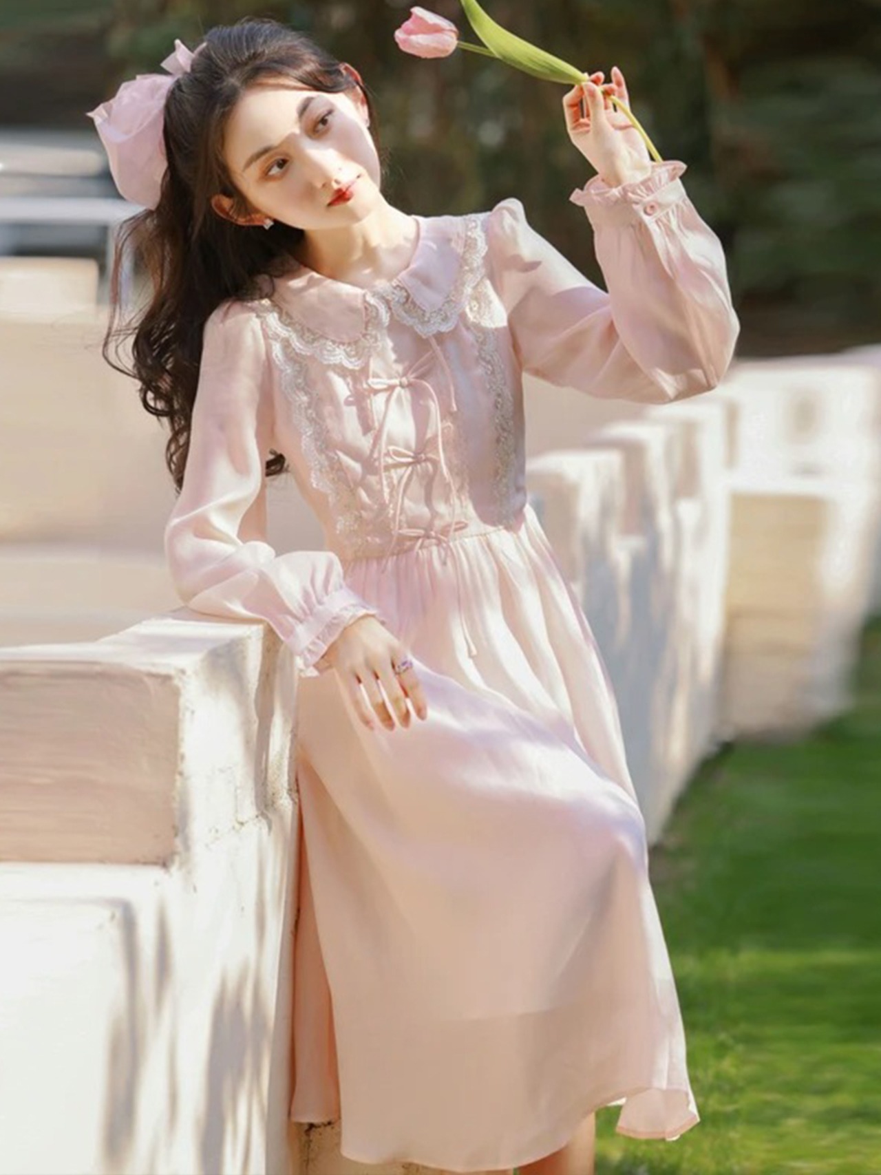 【0113】Round Collar Lace Pink Long Sleeve Dress