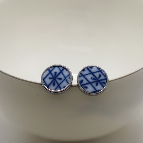 Stud earrings20