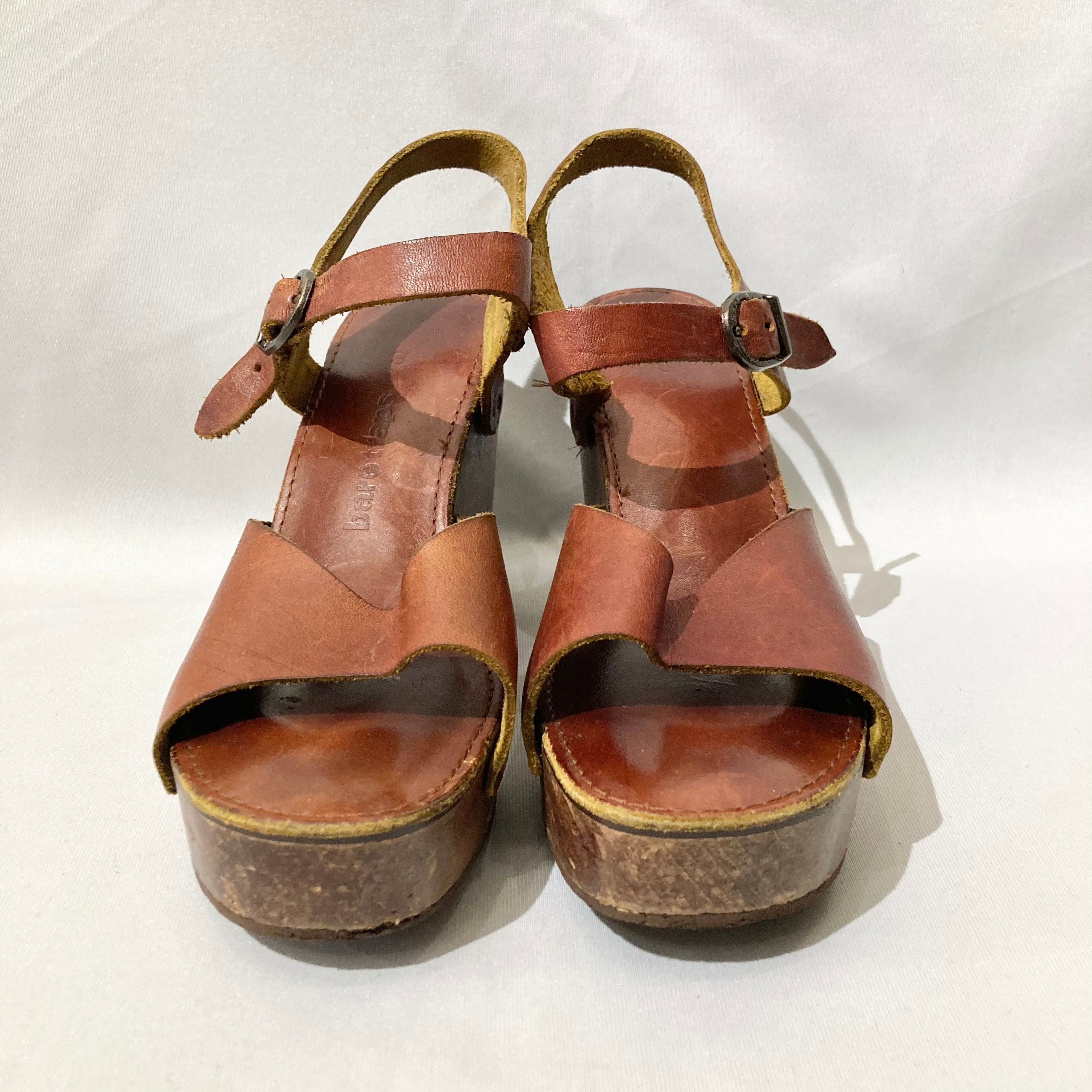 Bare Traps brown leather strap wood sole sandals