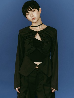 Unique Feminine Blouse / BLACK