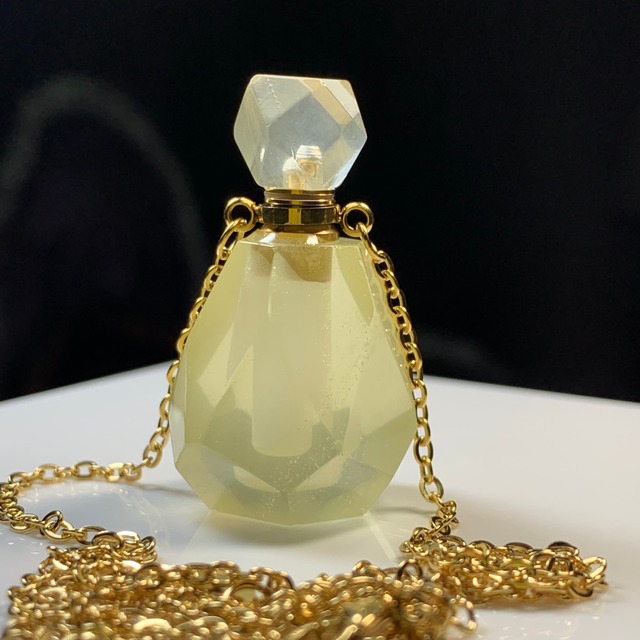 16.可愛いイエロー☆レモンクォーツ・香水瓶