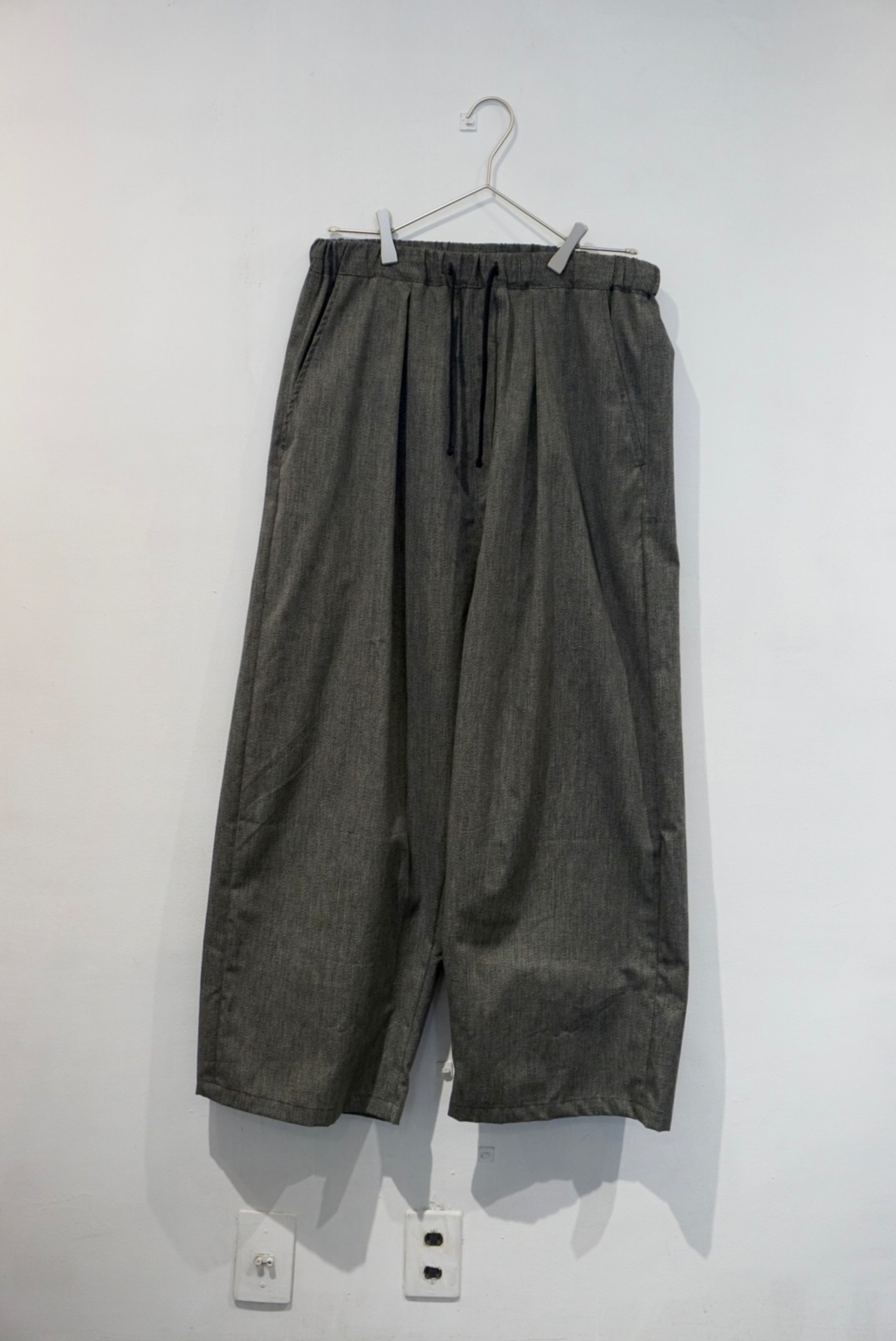 NiLS / wide pants