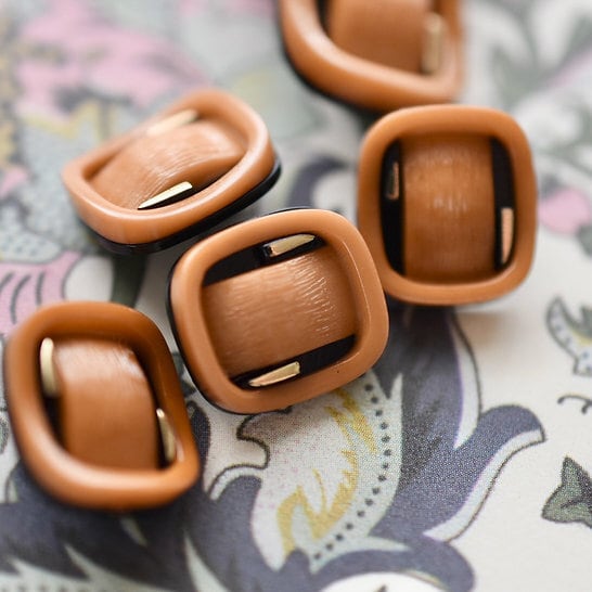 ●『2個セット』スクエア 立体ライン×ライトブラウン 15㎜