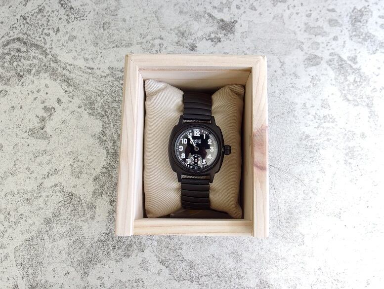 VAGUE WATCH / ヴァーグウォッチ】Coussin Early Extension BLACK