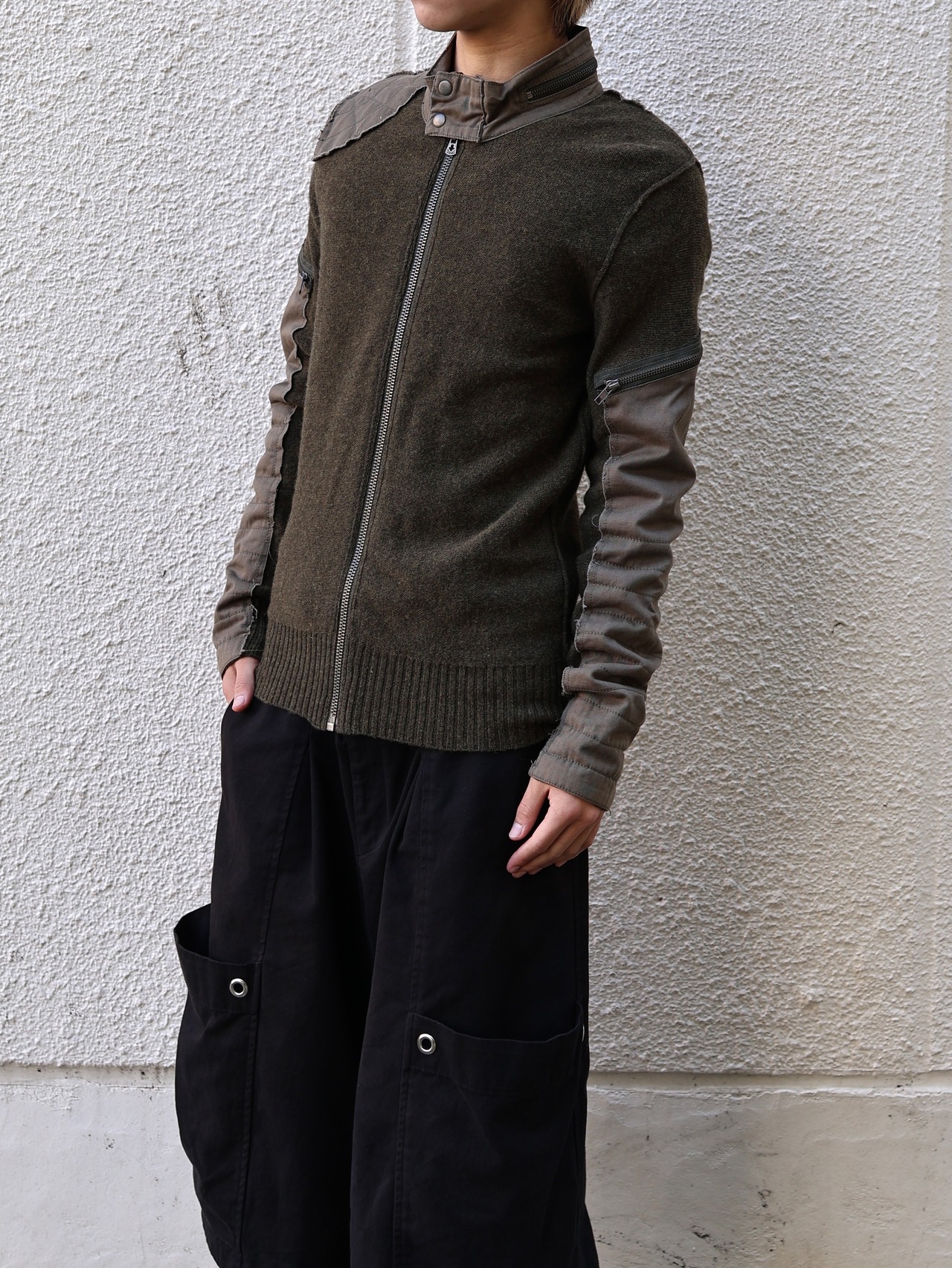 【DIESEL】deformed zip detail knit