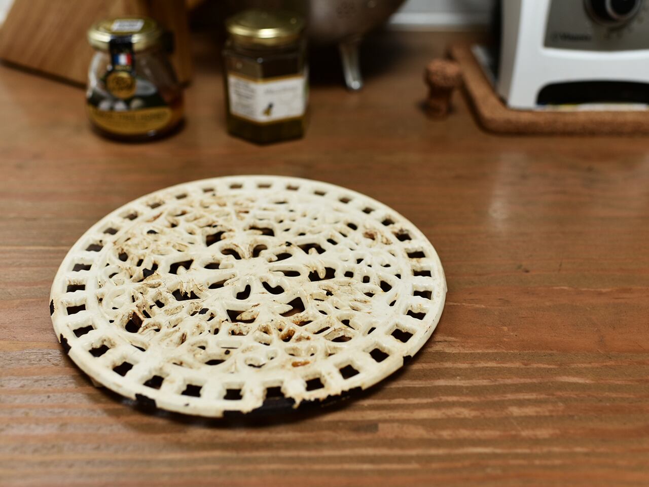 *売約済* 人気のアイアン トリベット / 鍋敷き 白 フレンチアンティーク