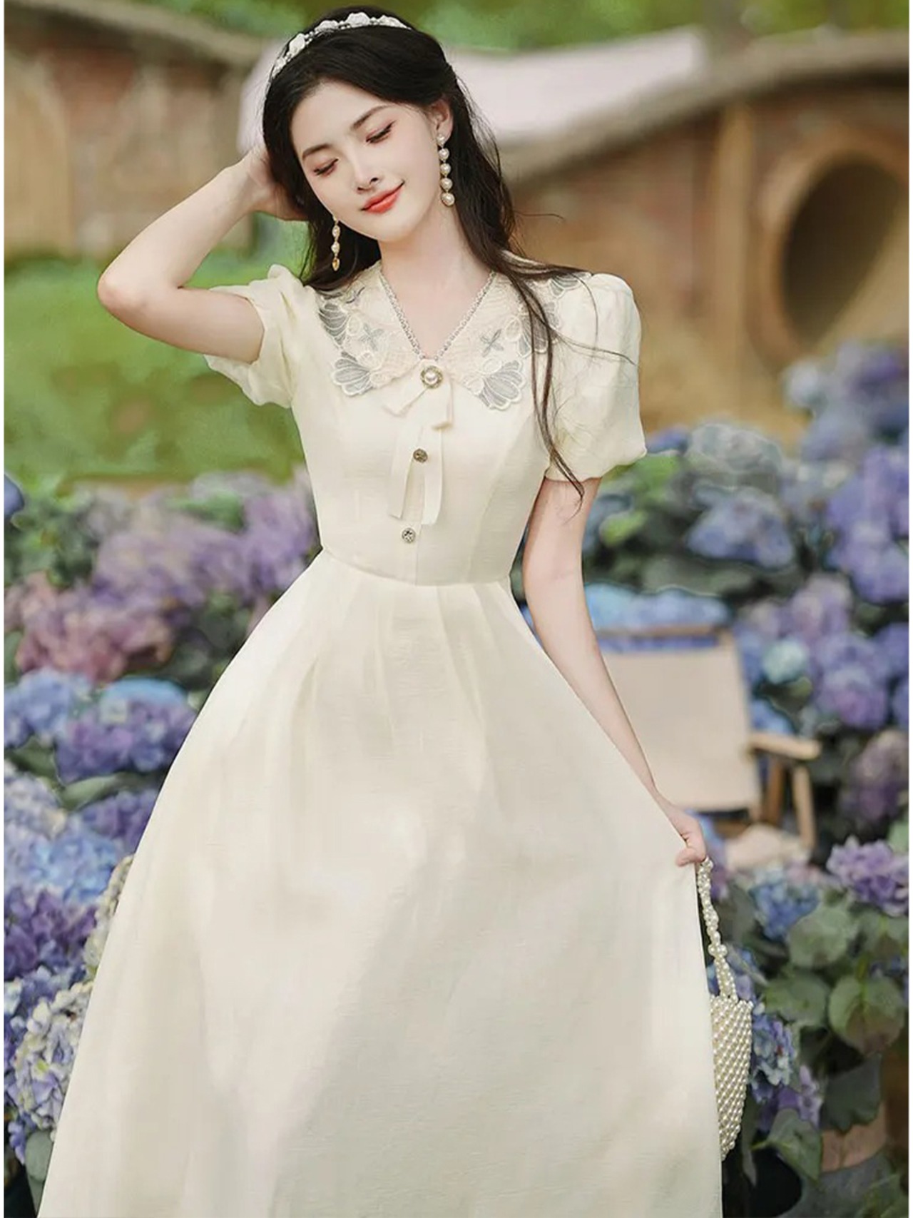 【0021】Retro Lantern Sleeve Buttons Short Sleeve Dress